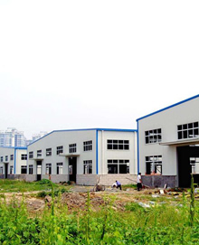 工廠建設中輕質墻板的使用